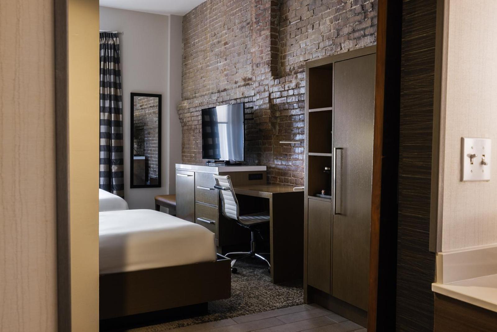 Hotel Napoleon Мемфис Экстерьер фото
